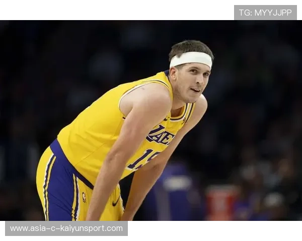 湖人最新动态：名宿建议交易老詹，小里复出时间曝光，战老鹰出场情况更新